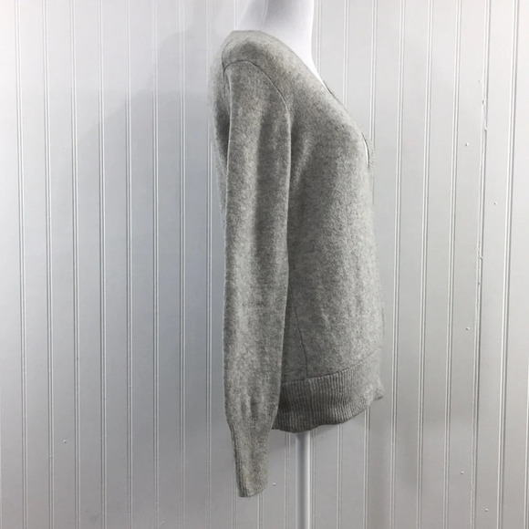 Madewell Gray Knit‎ Wrap Front Sweater Womens XS  PulloverIn Coziest Yarn - Picture 2 of 11